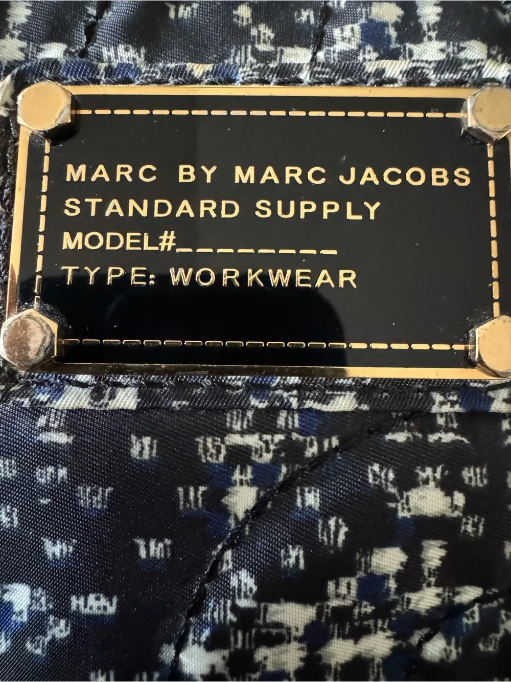 Marc by Marc Jacobs Quilted laptop case in Black and White